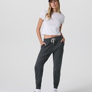 Vuori Small Performance Joggers in Charcoal Grey